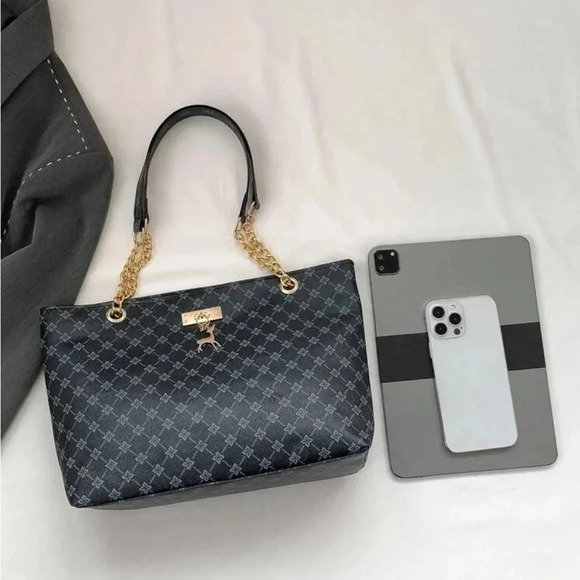 ⚠️Clearance Black Patterned Large Shoulder Tote Bag Gold Pendant - Picture 7 of 10